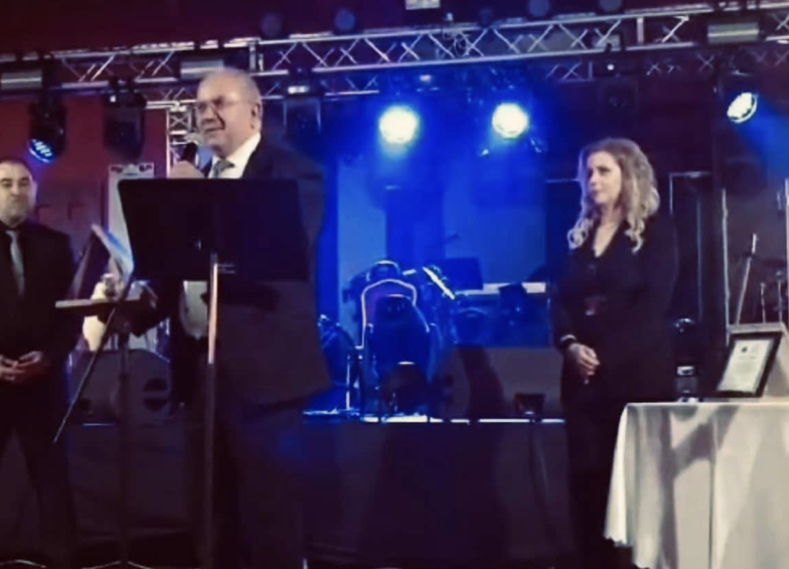 Συνάδελφοί του τίμησαν τον Τσαριτσανιώτη στρατηγό της ΕΛ.ΑΣ. Αστέριο Μαντζιώκα